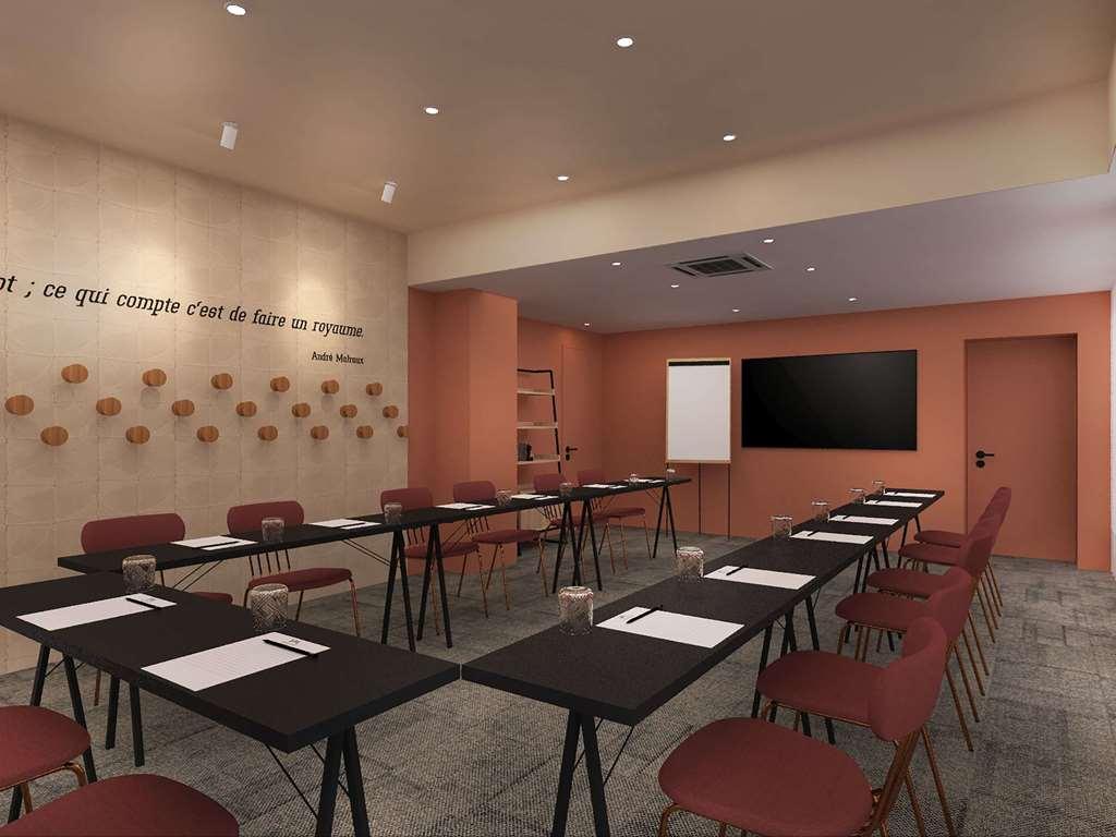 Mercure Saint Raphael Centre Plage Удобства фото