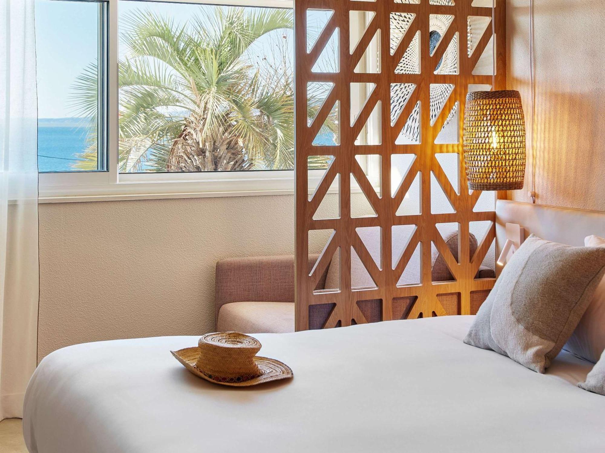 Mercure Saint Raphael Centre Plage Экстерьер фото