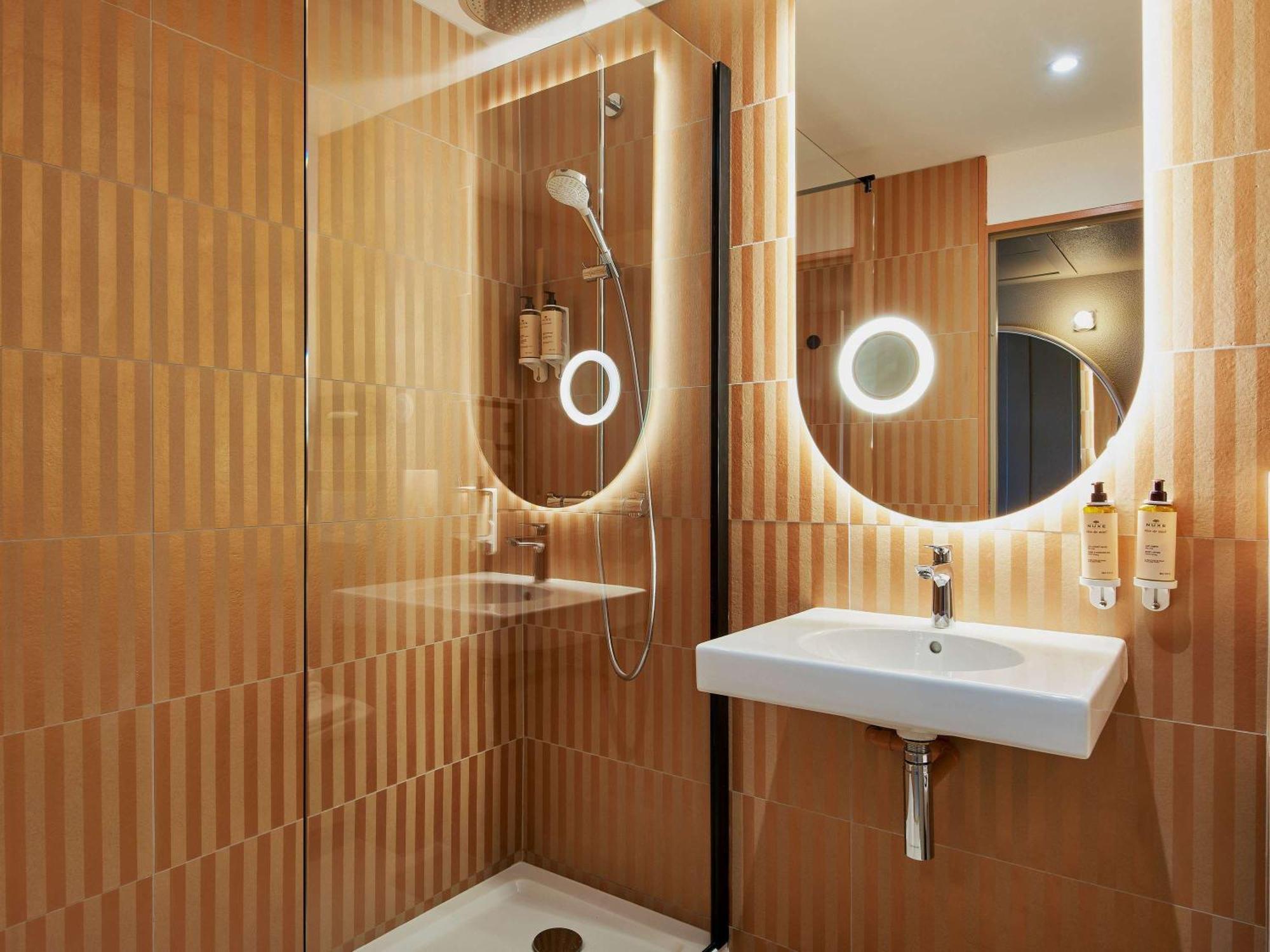 Mercure Saint Raphael Centre Plage Экстерьер фото