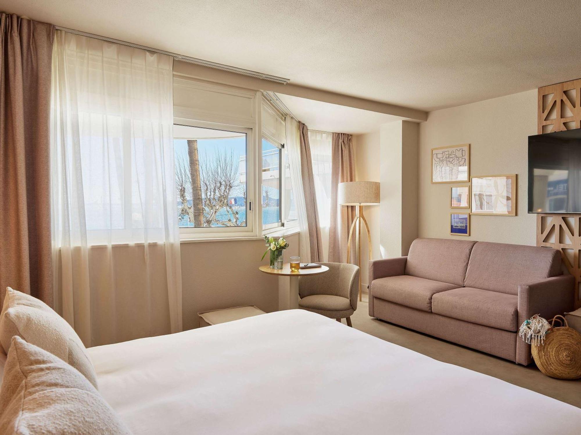 Mercure Saint Raphael Centre Plage Экстерьер фото
