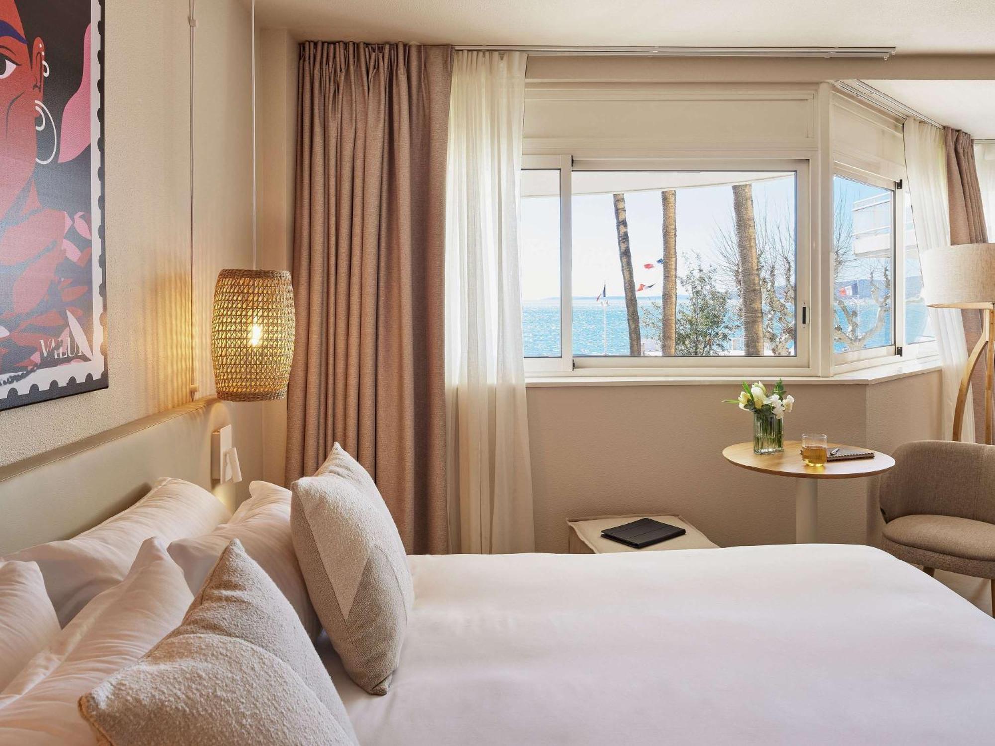 Mercure Saint Raphael Centre Plage Экстерьер фото